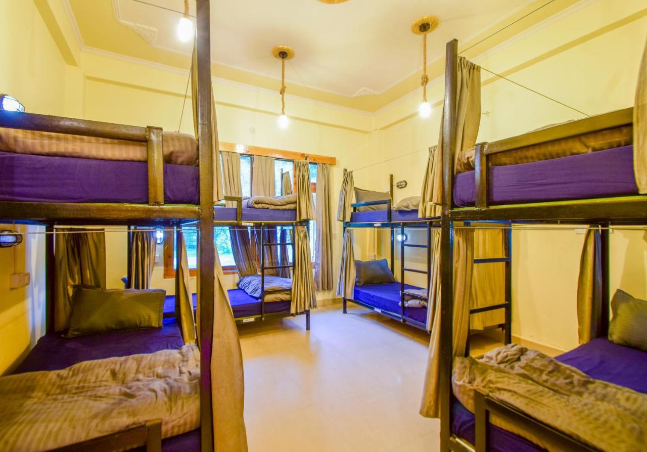 Perkup Hostel Kasol Extérieur photo